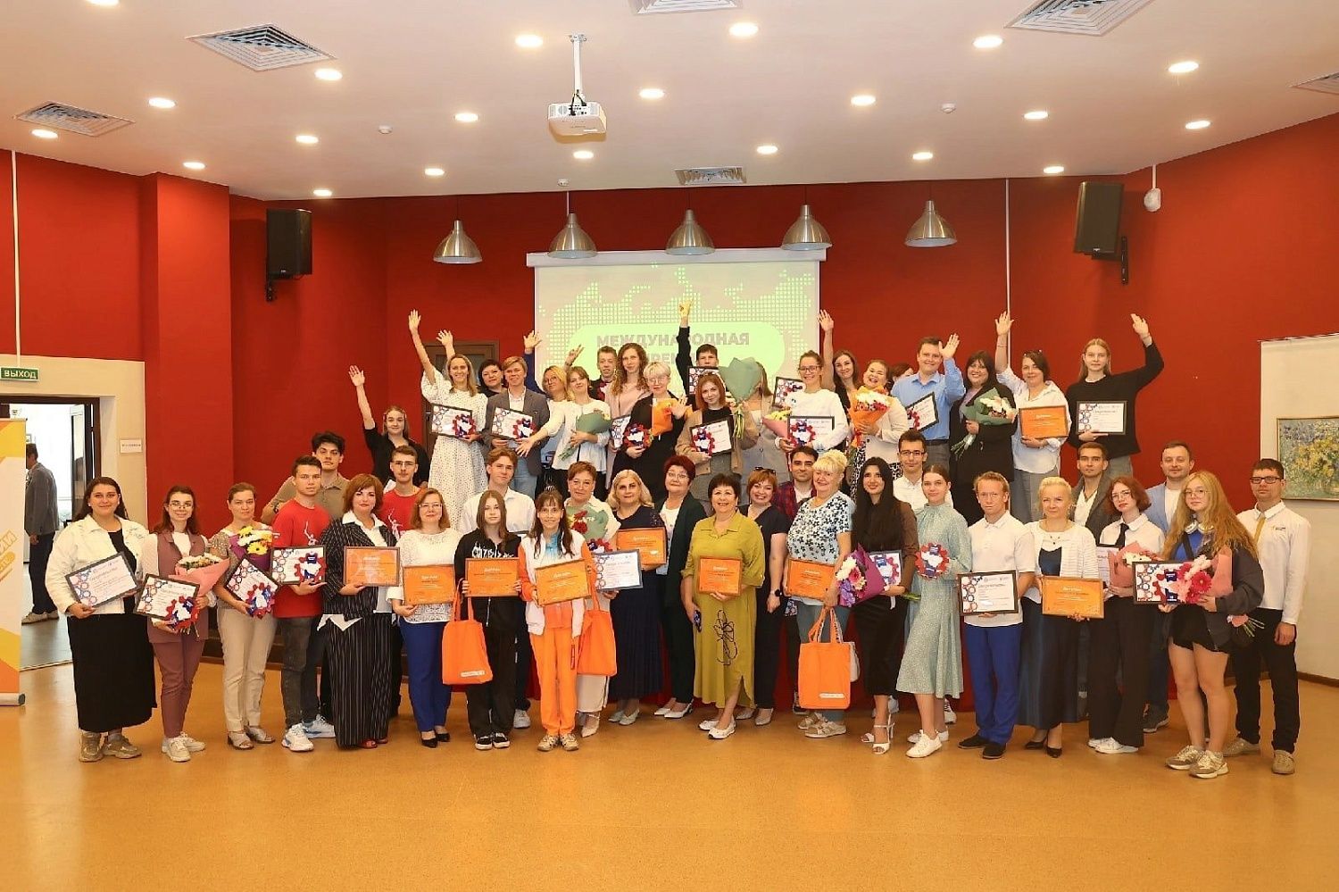 МВС Владимирской области стало победителем областного грантового конкурса добровольческих проектов молодёжи "Важное дело".